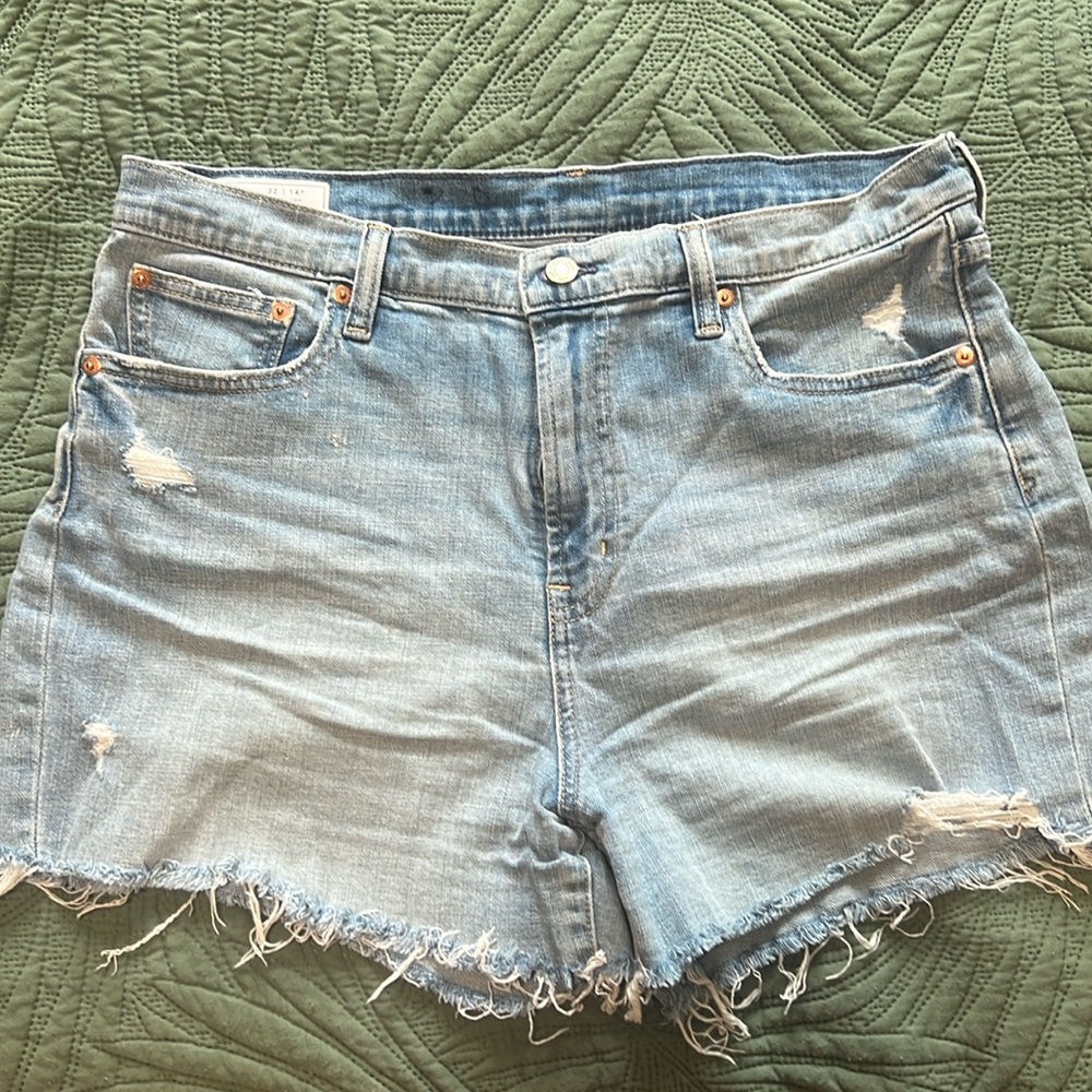 Like new denim shorts from GAP. Light blue wash